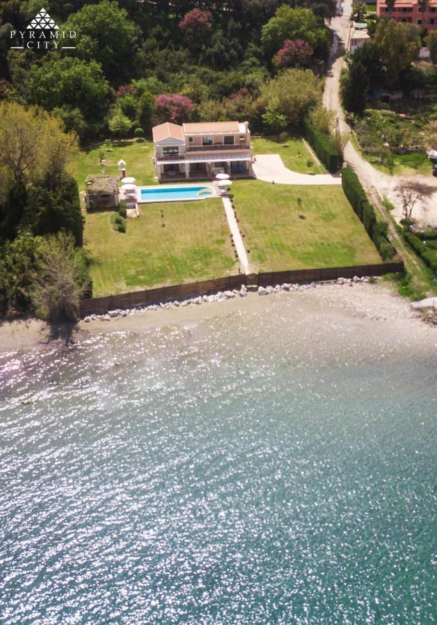 Luxury Villa Hera - Beachfront Рода Экстерьер фото
